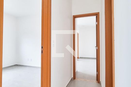 Corredor de apartamento para alugar com 2 quartos, 55m² em Loteamento Villa Branca, Jacareí