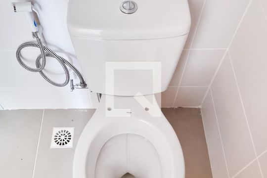 Banheiro de apartamento para alugar com 2 quartos, 55m² em Loteamento Villa Branca, Jacareí