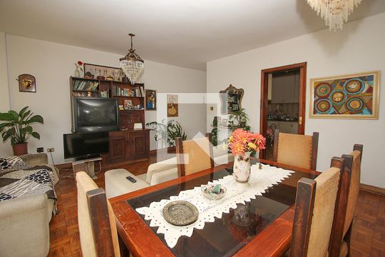 Sala de apartamento à venda com 3 quartos, 138m² em Pinheiros, São Paulo