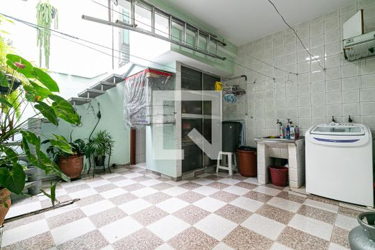 área de Serviço de casa à venda com 3 quartos, 140m² em Penha de França, São Paulo