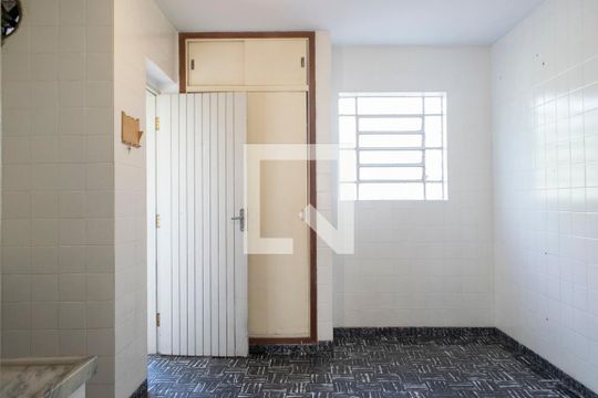Cozinha de casa de condomínio para alugar com 2 quartos, 100m² em Santana, São Paulo