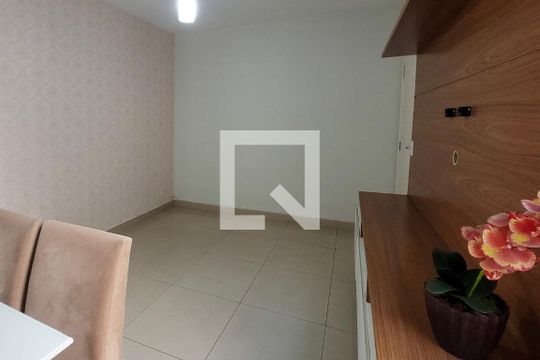 Sala de apartamento à venda com 2 quartos, 46m² em Califórnia, Belo Horizonte