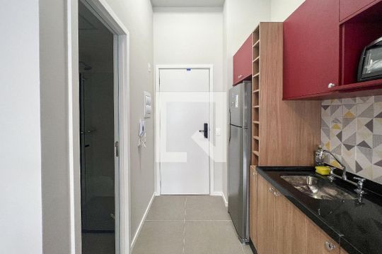Cozinha de kitnet/studio para alugar com 1 quarto, 25m² em Perdizes, São Paulo