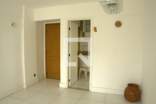 Sala de apartamento para alugar com 2 quartos, 150m² em Rio Vermelho, Salvador