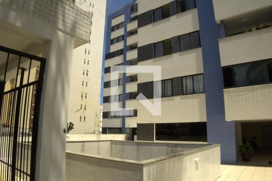 Fachada do bloco de apartamento para alugar com 2 quartos, 150m² em Rio Vermelho, Salvador