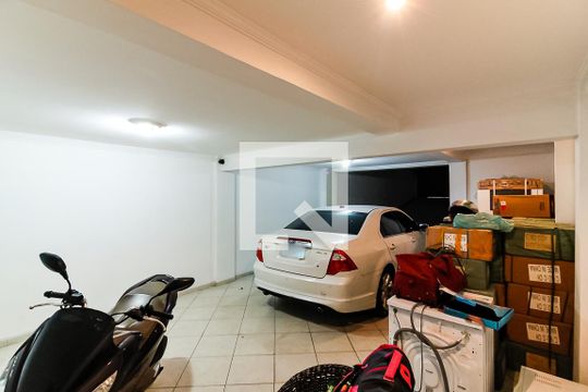 Garagem de casa à venda com 4 quartos, 245m² em Parada Inglesa, São Paulo