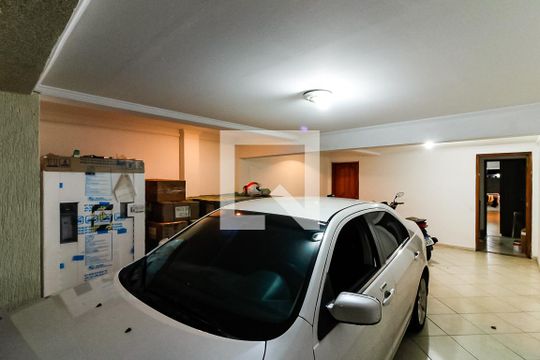 Garagem de casa à venda com 4 quartos, 245m² em Parada Inglesa, São Paulo