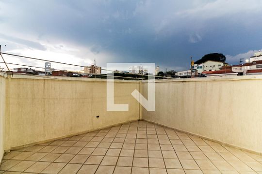 Quintal de casa à venda com 4 quartos, 245m² em Parada Inglesa, São Paulo