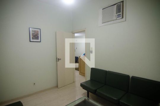 Hall de Entrada de apartamento para alugar com 2 quartos, 270m² em Copacabana, Rio de Janeiro