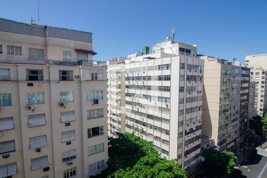 Vista da Sala de apartamento para alugar com 2 quartos, 270m² em Copacabana, Rio de Janeiro