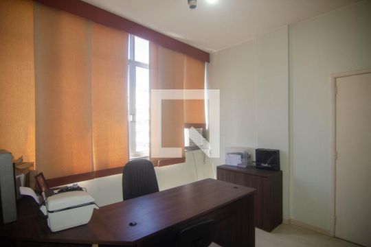 Quarto 1 de apartamento para alugar com 2 quartos, 270m² em Copacabana, Rio de Janeiro