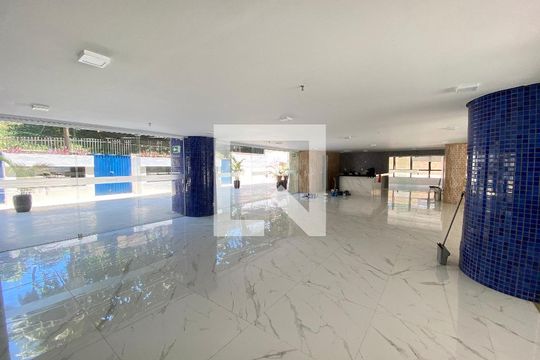 Área comum de apartamento para alugar com 1 quarto, 60m² em Ondina, Salvador