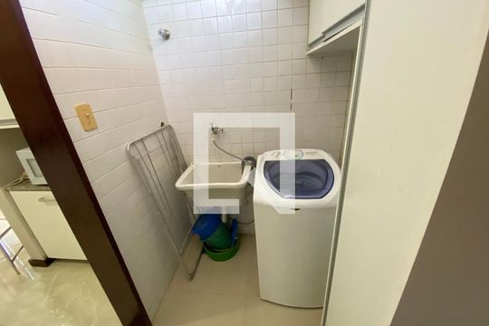 Área de Serviço de apartamento para alugar com 1 quarto, 60m² em Ondina, Salvador
