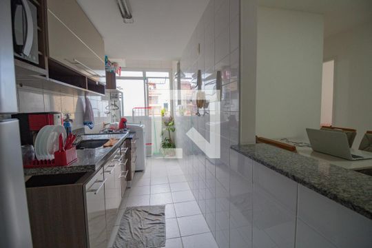 Cozinha  de apartamento para alugar com 2 quartos, 75m² em Taquara, Rio de Janeiro