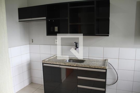 Cozinha de apartamento à venda com 2 quartos, 49m² em Parque Oeste Industrial, Goiânia