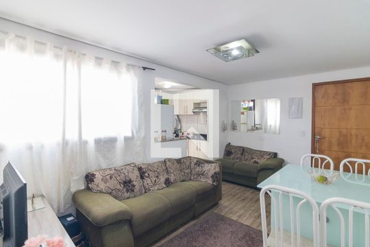 Sala de apartamento para alugar com 2 quartos, 120m² em Vila Pires, Santo André