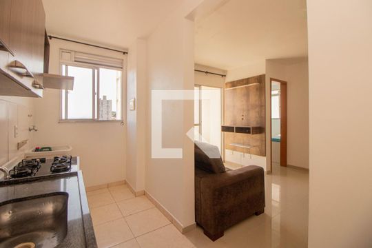 Cozinha de apartamento para alugar com 2 quartos, 48m² em Protásio Alves, Porto Alegre