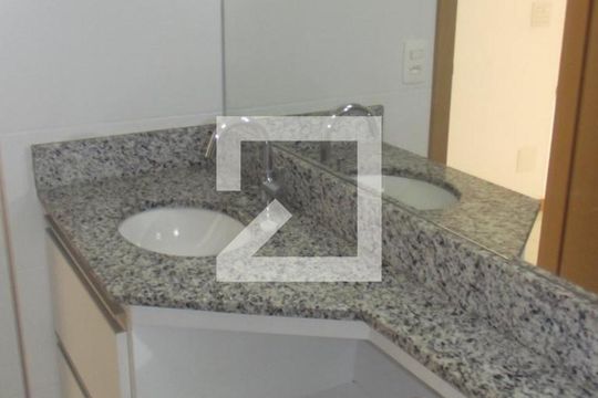 Banheiro de apartamento para alugar com 1 quarto, 72m² em Freguesia (jacarepaguá), Rio de Janeiro
