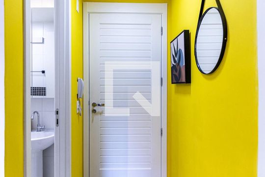 Entrada de kitnet/studio à venda com 1 quarto, 25m² em Vila Buarque, São Paulo