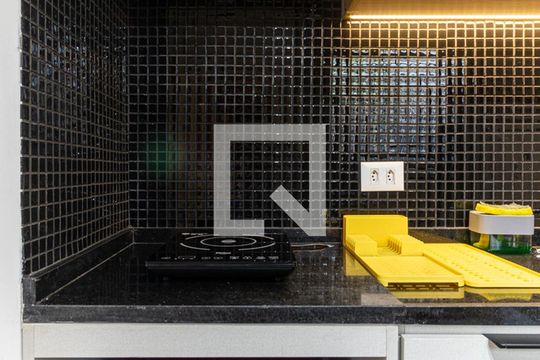 Cozinha de kitnet/studio à venda com 1 quarto, 25m² em Vila Buarque, São Paulo