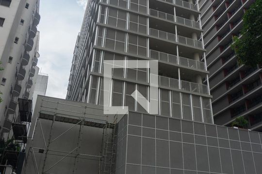 Fachada  de apartamento para alugar com 2 quartos, 45m² em Consolação, São Paulo