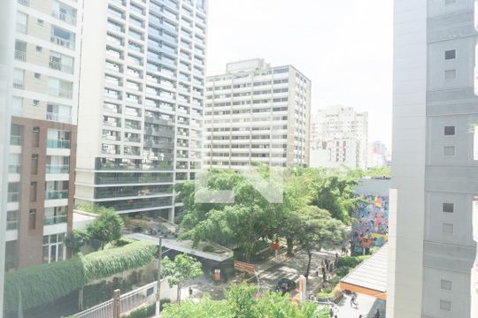 Vista  de apartamento para alugar com 2 quartos, 45m² em Consolação, São Paulo
