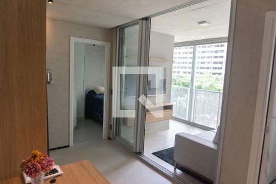 Apartamento para alugar com 2 quartos, 45m² em Consolação, São Paulo