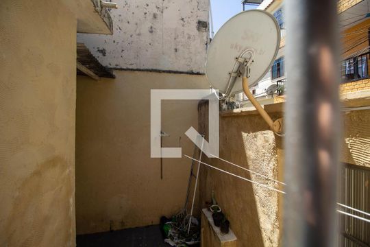 Vista do Quarto 2 de casa para alugar com 2 quartos, 70m² em Praça da Bandeira, Rio de Janeiro