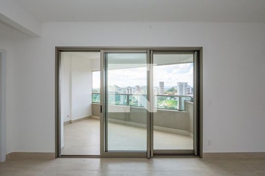 Varanda da Sala de apartamento à venda com 3 quartos, 126m² em Vila das Flores, Nova Lima