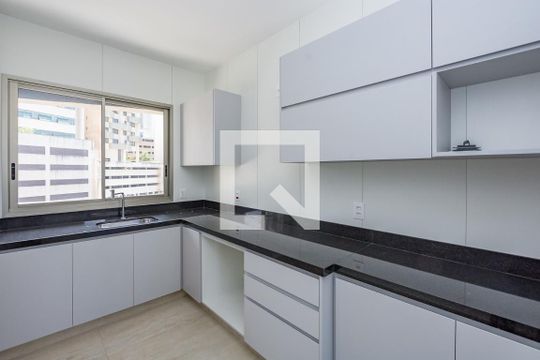 Cozinha de apartamento para alugar com 3 quartos, 126m² em Vila das Flores, Nova Lima