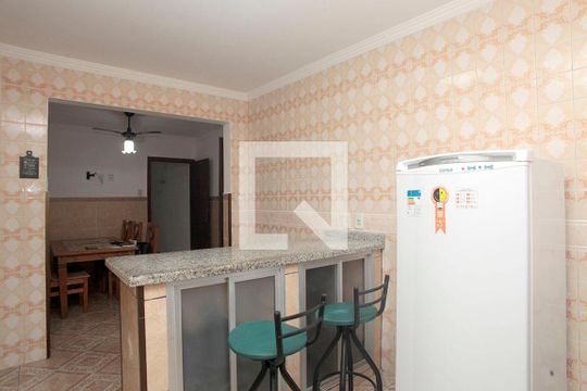 Cozinha de casa à venda com 3 quartos, 134m² em São Geraldo, Porto Alegre