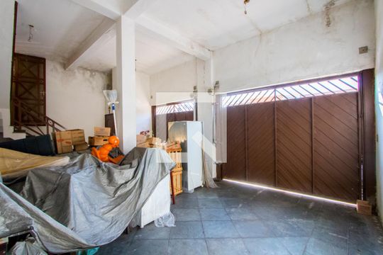Garagem de casa à venda com 3 quartos, 255m² em Vila Eldizia, Santo André