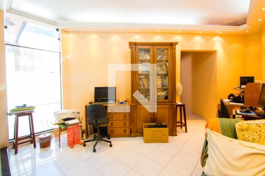 Hall superior de casa à venda com 3 quartos, 255m² em Vila Eldizia, Santo André
