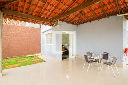 Varanda de casa para alugar com 2 quartos, 500m² em Setor de Habitações Individuais Norte, Brasília