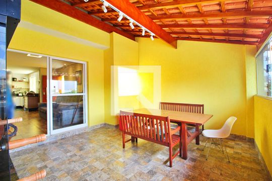 Varanda Gourmet de casa à venda com 2 quartos, 147m² em Parque João Ramalho, Santo André