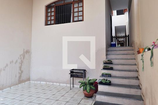 Garagem de casa à venda com 3 quartos, 176m² em Jardim Utinga, Santo André