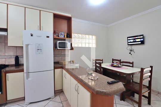 Cozinha de casa à venda com 3 quartos, 176m² em Jardim Utinga, Santo André