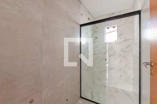 Banheiro de casa para alugar com 2 quartos, 68m² em Campeche Central, Florianópolis