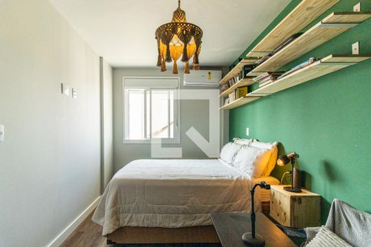 Suíte de apartamento para alugar com 1 quarto, 34m² em República, São Paulo