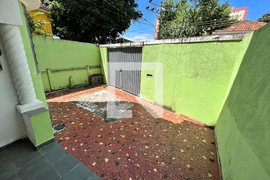 Garagem de casa à venda com 2 quartos, 340m² em Engenho de Dentro, Rio de Janeiro