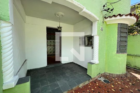 Entrada de casa à venda com 2 quartos, 340m² em Engenho de Dentro, Rio de Janeiro