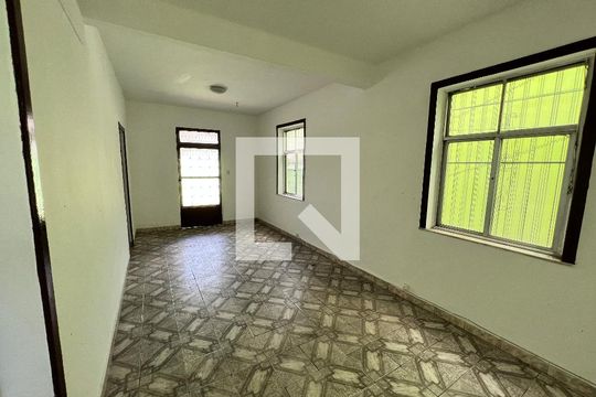 Sala de casa à venda com 2 quartos, 340m² em Engenho de Dentro, Rio de Janeiro