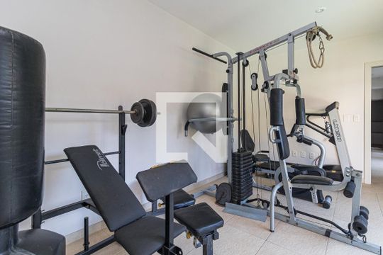 Área comum - Academia de casa à venda com 4 quartos, 729m² em Vila Jardim, Porto Alegre