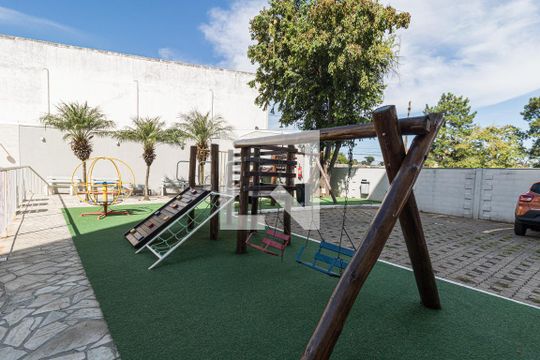 Área comum - Playground de apartamento para alugar com 2 quartos, 46m² em Rubem Berta, Porto Alegre