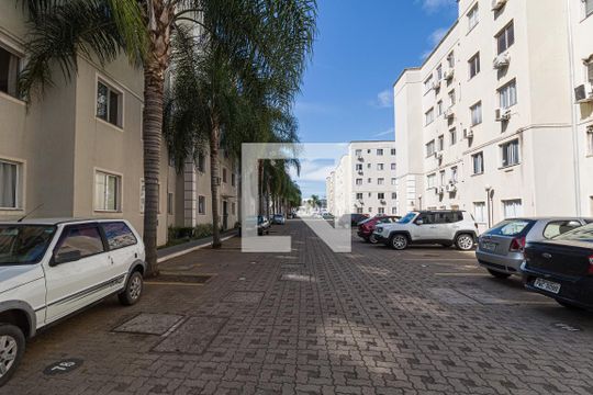 Área comum de apartamento para alugar com 2 quartos, 46m² em Rubem Berta, Porto Alegre