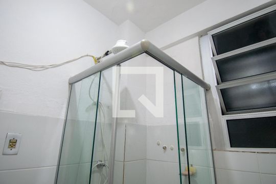 Banheiro de apartamento para alugar com 1 quarto, 29m² em Copacabana, Rio de Janeiro