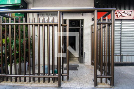 Fachada de apartamento para alugar com 1 quarto, 29m² em Copacabana, Rio de Janeiro