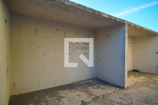 Bicicletario  de apartamento à venda com 2 quartos, 55m² em Protásio Alves, Porto Alegre