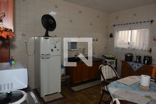 Cozinha de casa à venda com 5 quartos, 124m² em Jardim Sao Nicolau, São Paulo