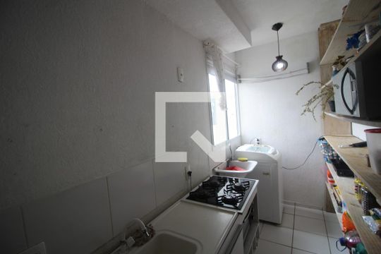Cozinha de apartamento à venda com 2 quartos, 42m² em Rio Branco, Canoas